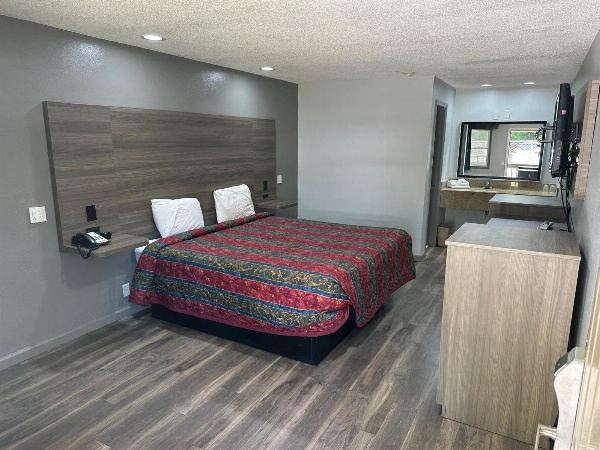 Budget Inn Express image 2
